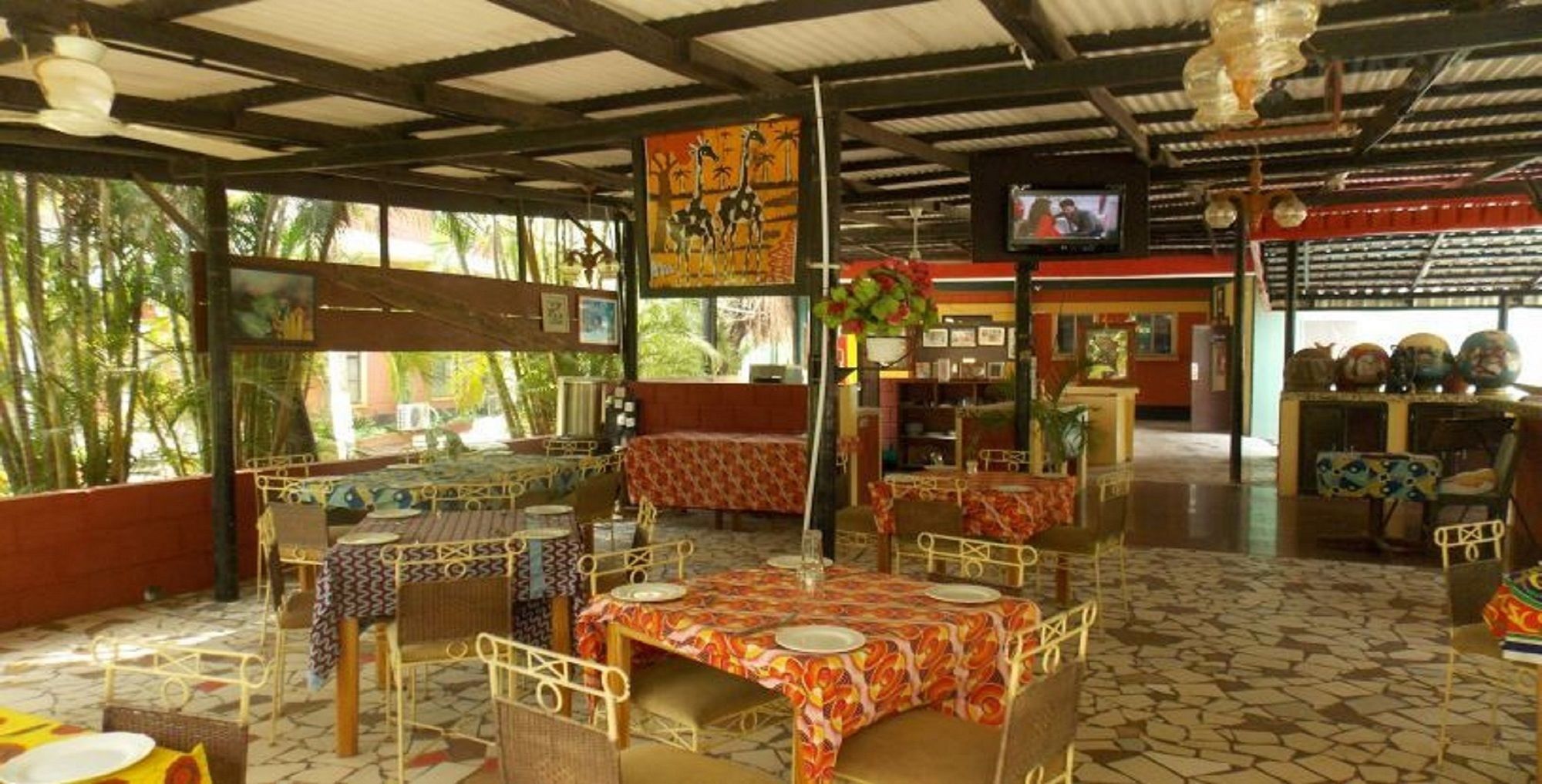 Whispering Palms Resort Magbon Экстерьер фото